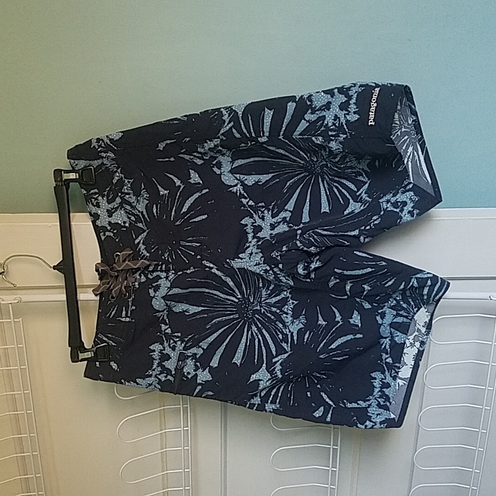 Patagonia Board Shorts Swim Trunks Wavefarer Size 28 Blue Aloha Hawaii Beach Run